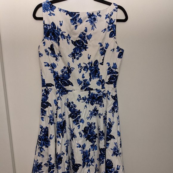 Blue Rose Swing Dress - Picture 4 of 5
